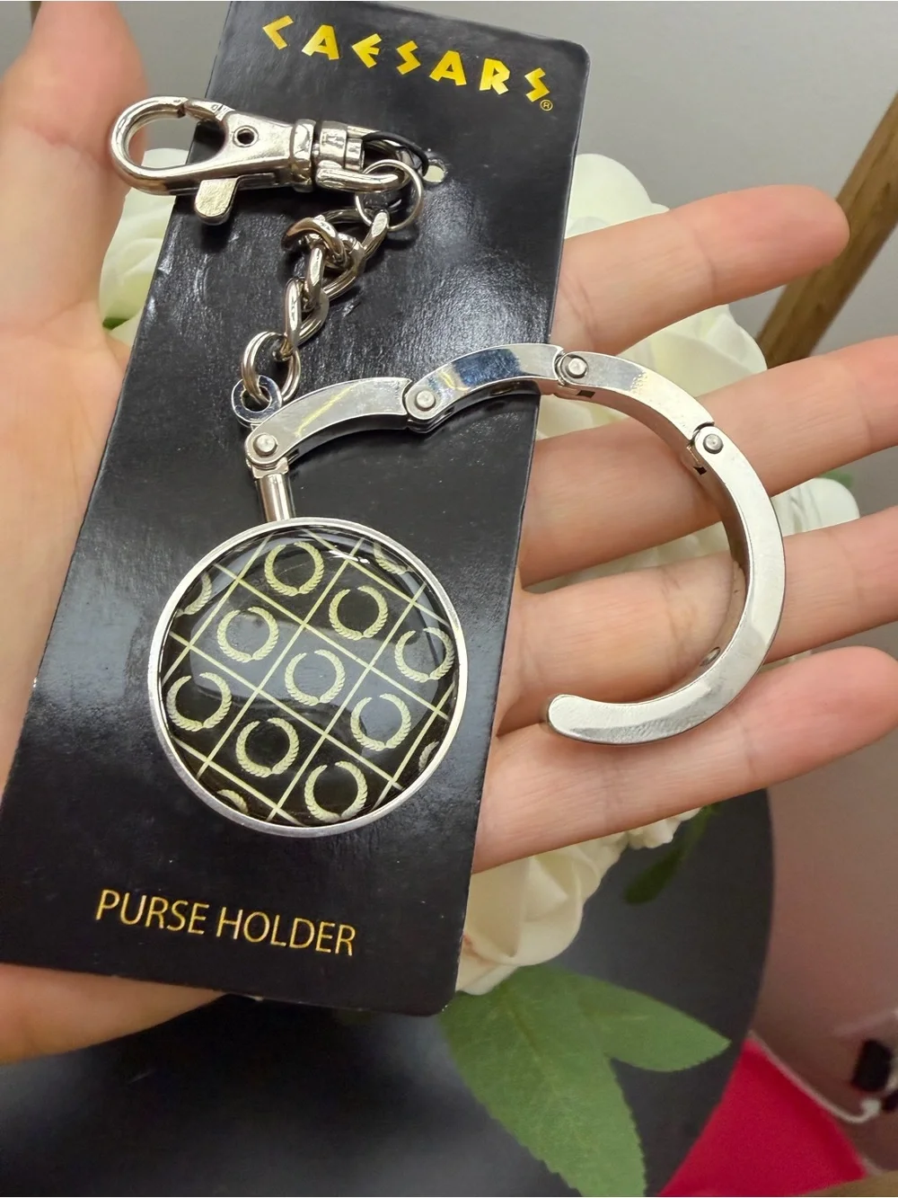 Caesars Silver-Tone Circle Pattern Keychain / Purse Hook